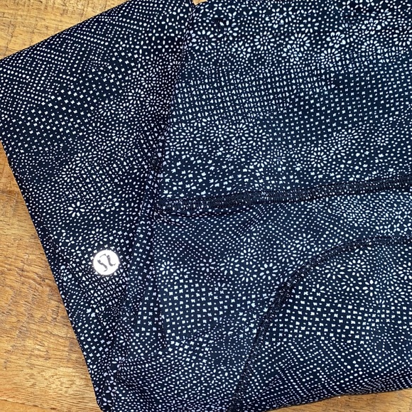 Rare print lululemon fast and free 25” sz 2 - Picture 3 of 4